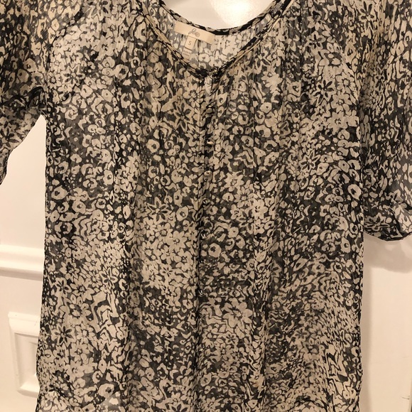 Joie, black and white blouse! - Picture 3 of 5